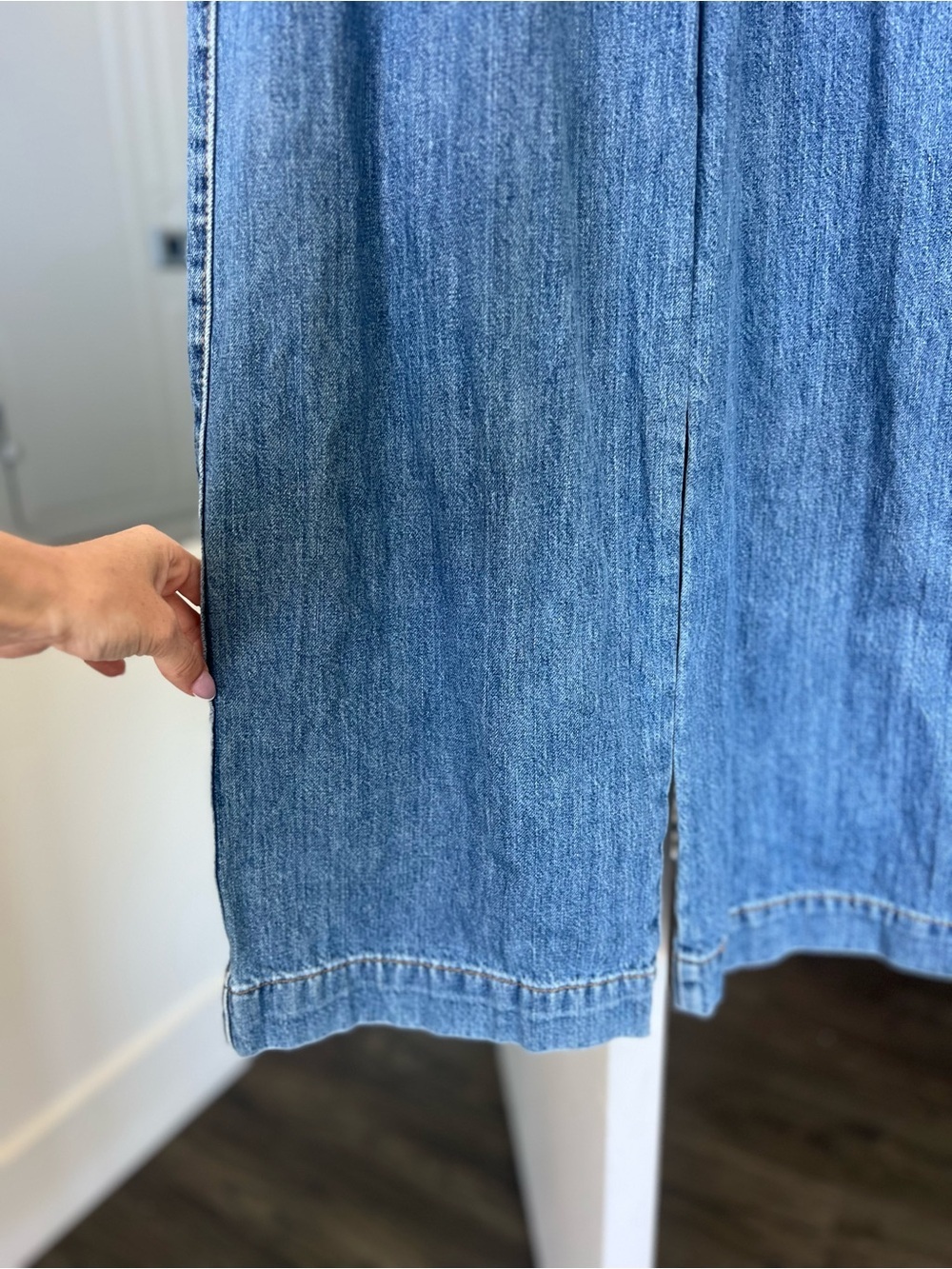 Levi's Long Sleeve Denim Jumpsuit W/ Waist Tie & Pockets Sz M - Picture 4 of 9
